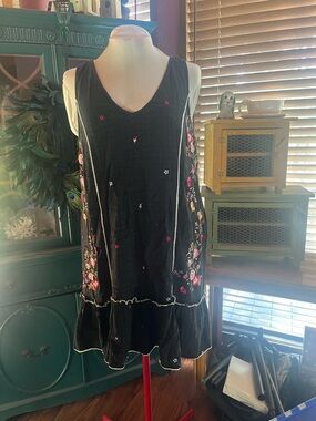 Anthropologie Black Floral Embroidered Sleeveless V-Neck Tunic Dress XL